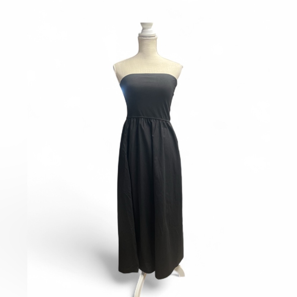 Strapless black dress